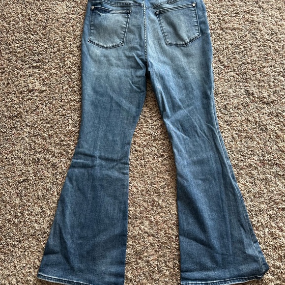 Judy Blue Medium Blue Flare Jeans - Picture 3 of 4